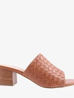 Verali Women A538 EZZY TAN