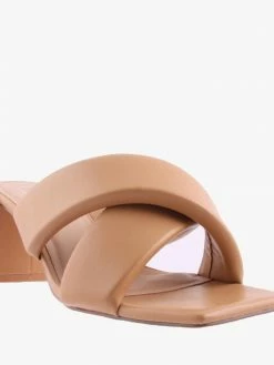 Therapy C1128 MARY KATE CARAMEL