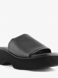 Therapy C1163 NAOMI BLACK