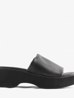 Therapy C1163 NAOMI BLACK