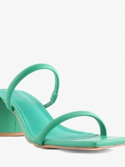 Therapy C1183 GRANITE FERN