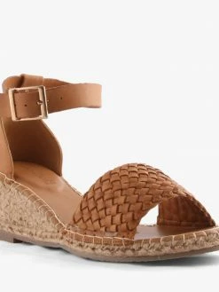 Human Premium Women D302 HABIT TAN