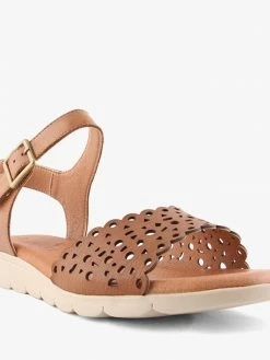 Natural Comfort Women I1649 PRISM TAN