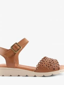 Natural Comfort Women I1649 PRISM TAN