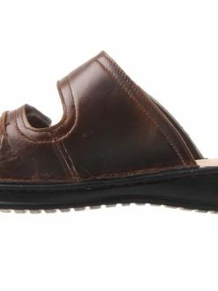 Woodlands IM202 GERARD BROWN