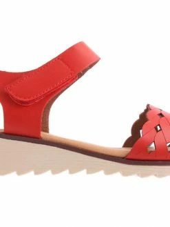 Baretraps J1392 JEWEL RED Women