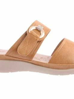 Baretraps Women J1394 JODIE TAUPE