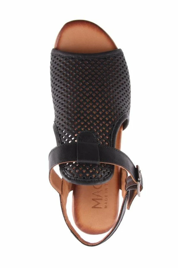 Mago Q2018 LARS BLACK Women 4 Mago Q2018 LARS BLACK Women