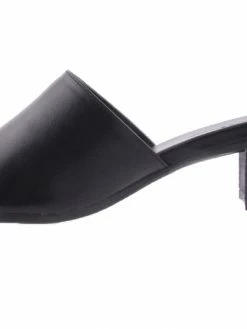 Isabella Brown R1064 DEBBIE BLACK Women