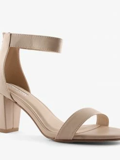 Isabella Brown R818 CAMEO NUDE