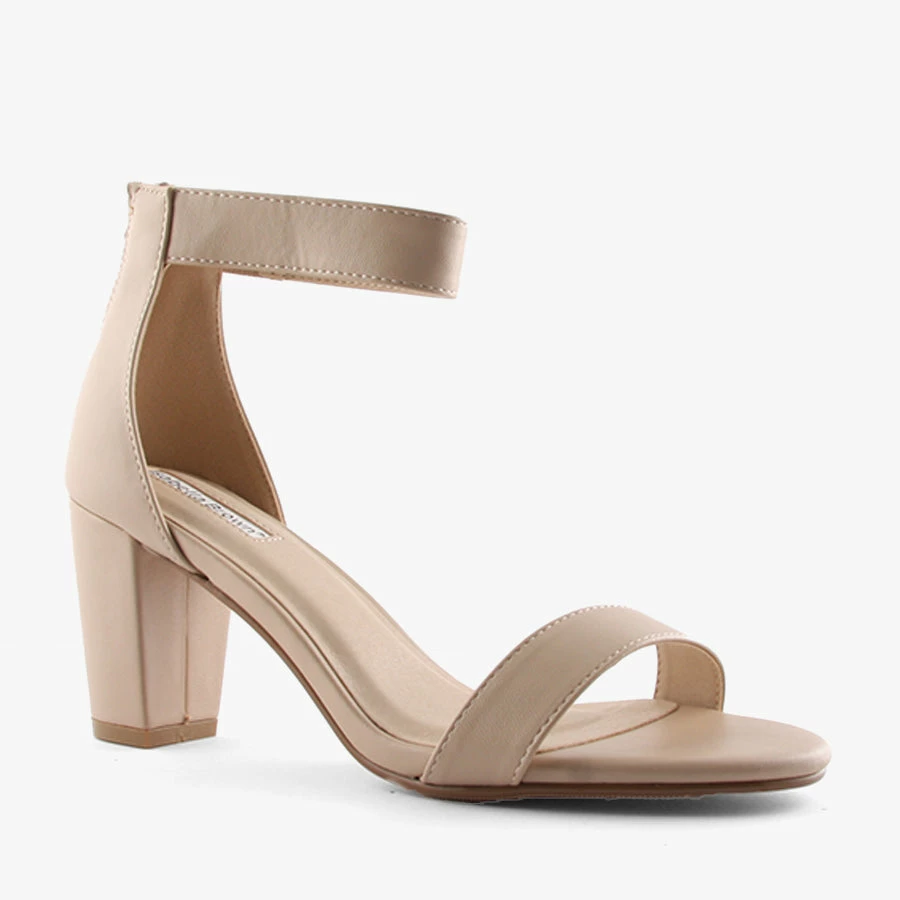 Isabella Brown R818 CAMEO NUDE 1 Isabella Brown R818 CAMEO NUDE