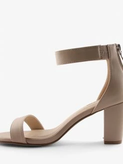 Isabella Brown R818 CAMEO NUDE 6 Isabella Brown R818 CAMEO NUDE